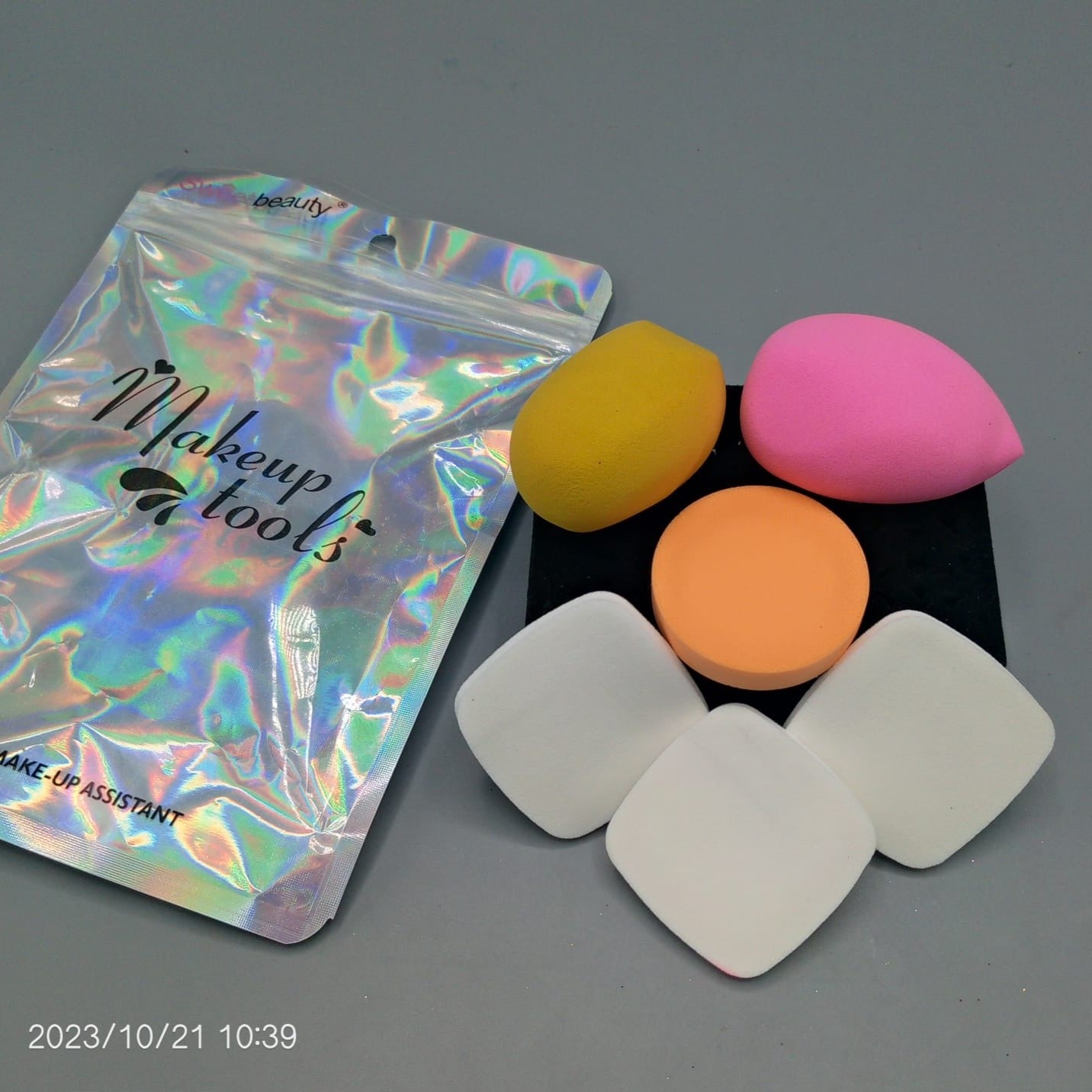 Sweet peck of 5  beauty blender