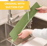Silicone Sink Splash Guard – Anti-Spill Faucet Stopper, Flexible Oil-Proof Water Baffle Plate with Strong Suction Cups-Random Colour