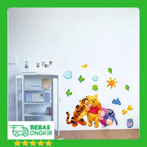 POOH FOREVER FRIENDS WALLSTICKER WAL STIKER DINDING size 50x70 ay7034