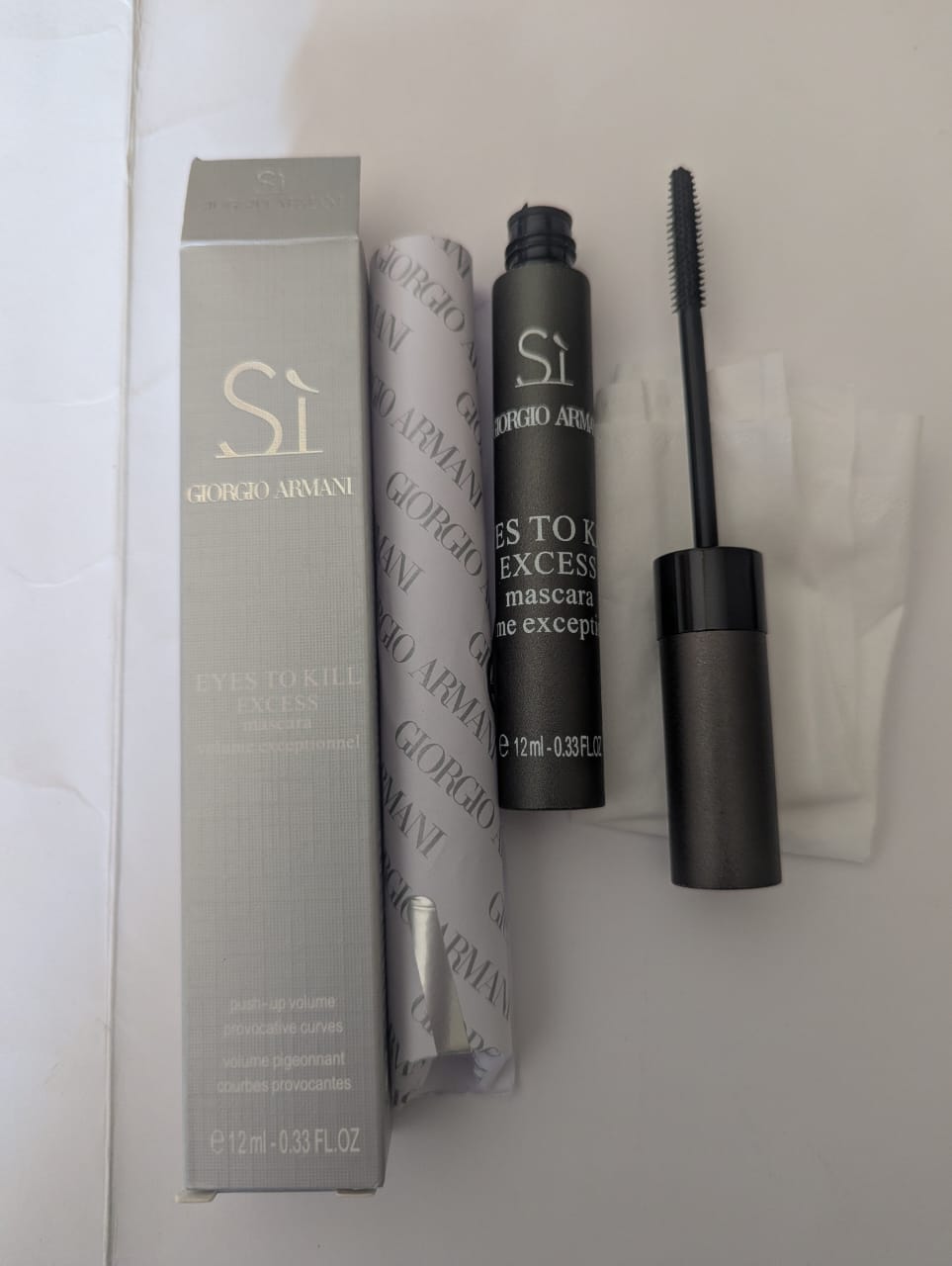Giorgio Armani Si Eyes to Kill Excess Mascara – Dramatic Volume, Length & False-Lash Effect | Buildable, Clump-Free Formula