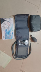 Senior BP Operator – Manual Blood Pressure Monitor with Stethoscope | Accurate, Durable & Professional-Grade
