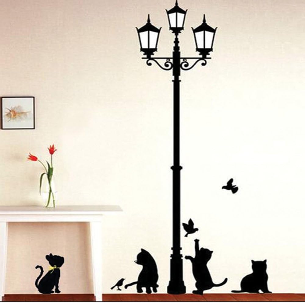 Wallpark Carino Gatto Giocando con Uccelli sotto Nero Strada Lampada Removibile Adesivi Murali Adesivi da Parete, Soggiorno Camera da Letto Casa DIY Arte Decorativo Adesivo Murale
