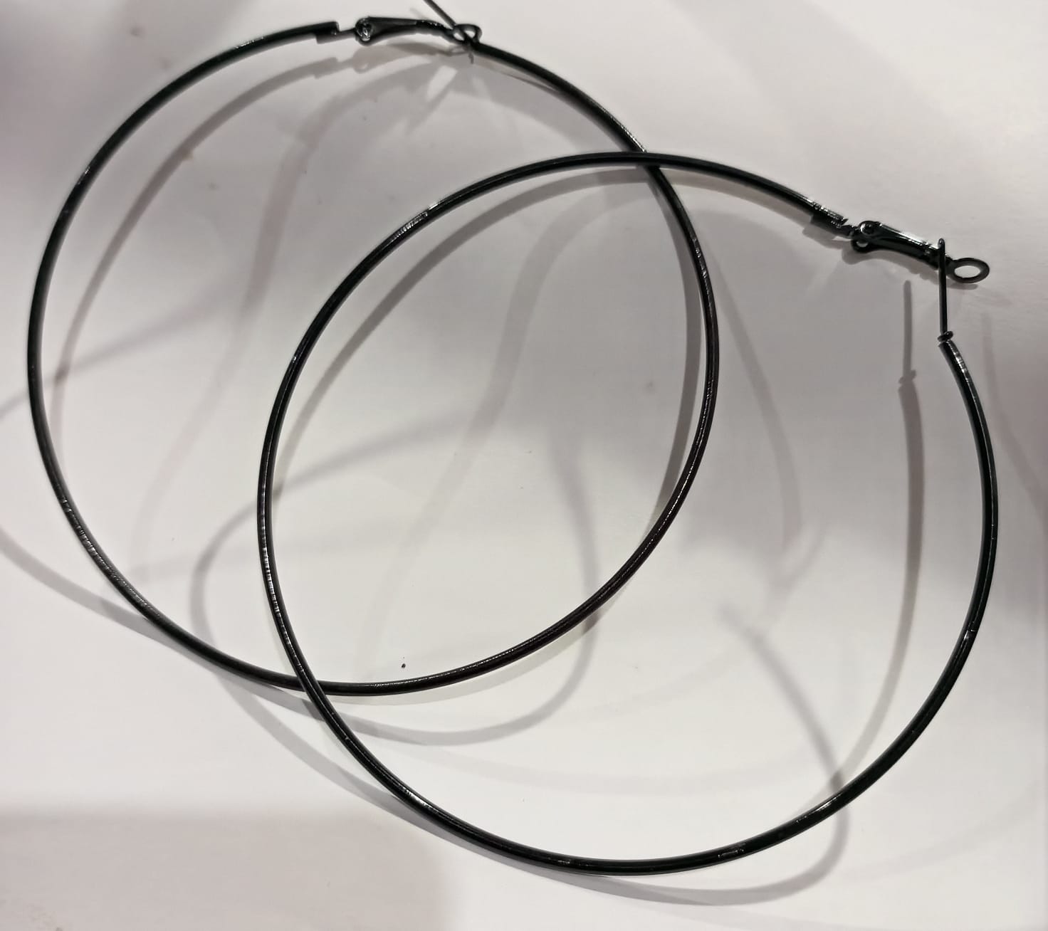 Pack of 3 Different colour black golden silver Hoop Earring  egfrmic2f-8