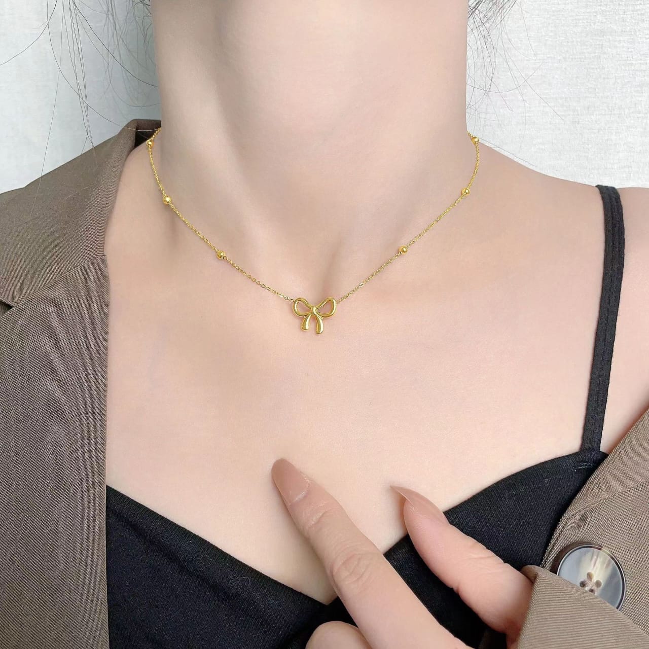 QCT-176 Knot Shape Ball Stainless Steel Necklace – Elegant Jewellery, Stylish Accessory for Women