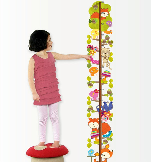 Self-adhesive tape measure - A tree full of animals Ay9179