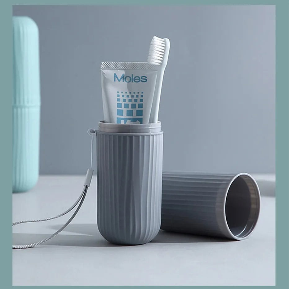 Portable Toothbrush Holder Toothpaste Storage Cup Household Travel Nordic Simple Bathroom Toothbrush Protect Wash Tooth Set Box (random color)