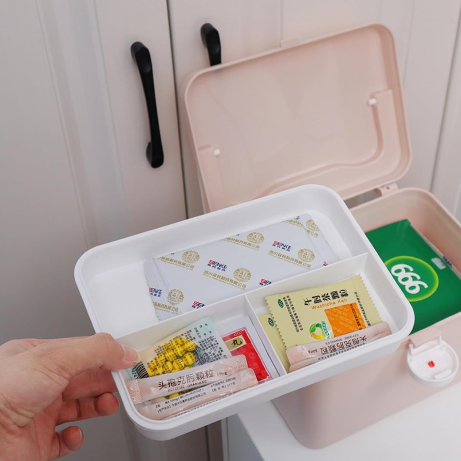 Empty Small First Aid Box High Quality Medicine Box  (random color)