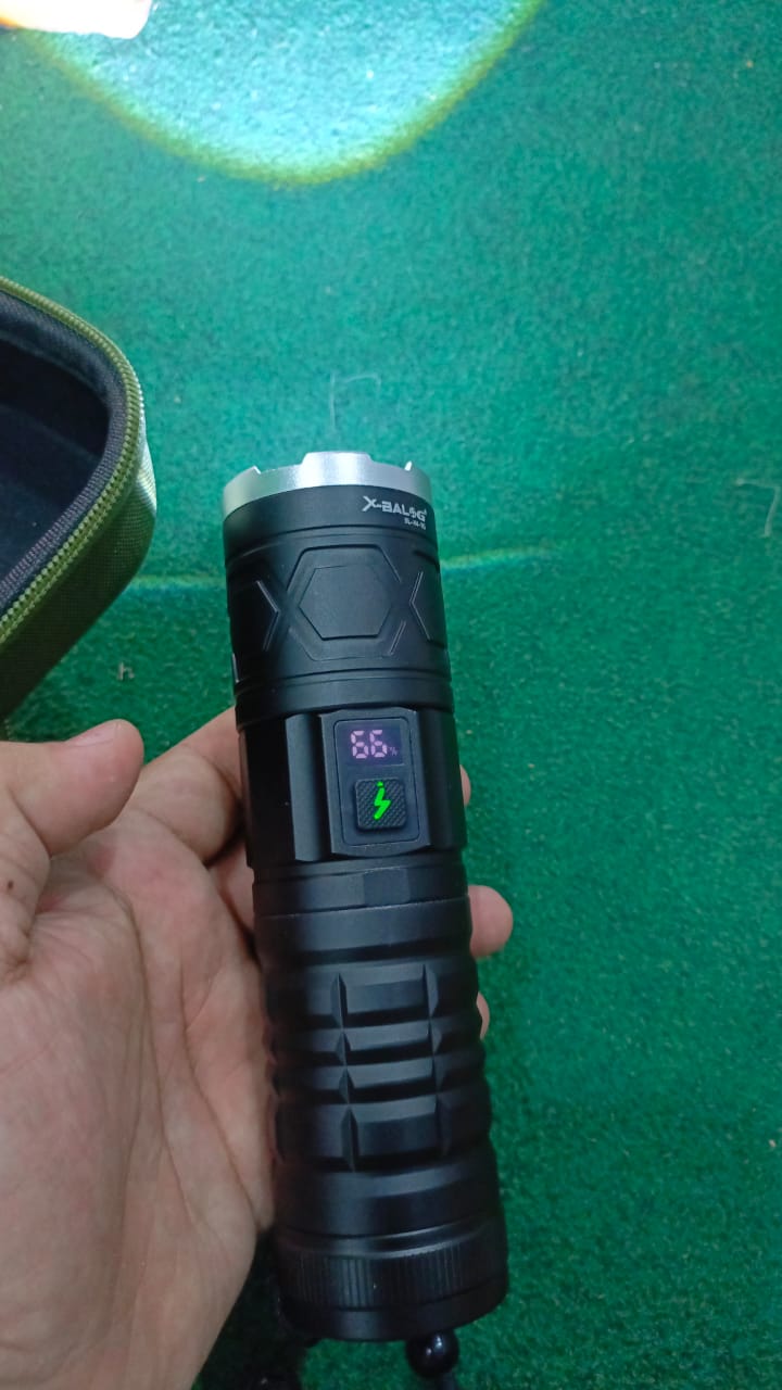 P-90 Xball  Multifunctional 2Km Range Flashlight