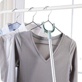 Extendable Telescopic Clothes Fork, Adjustable Laundry Hanging Fork with Hook (random color)