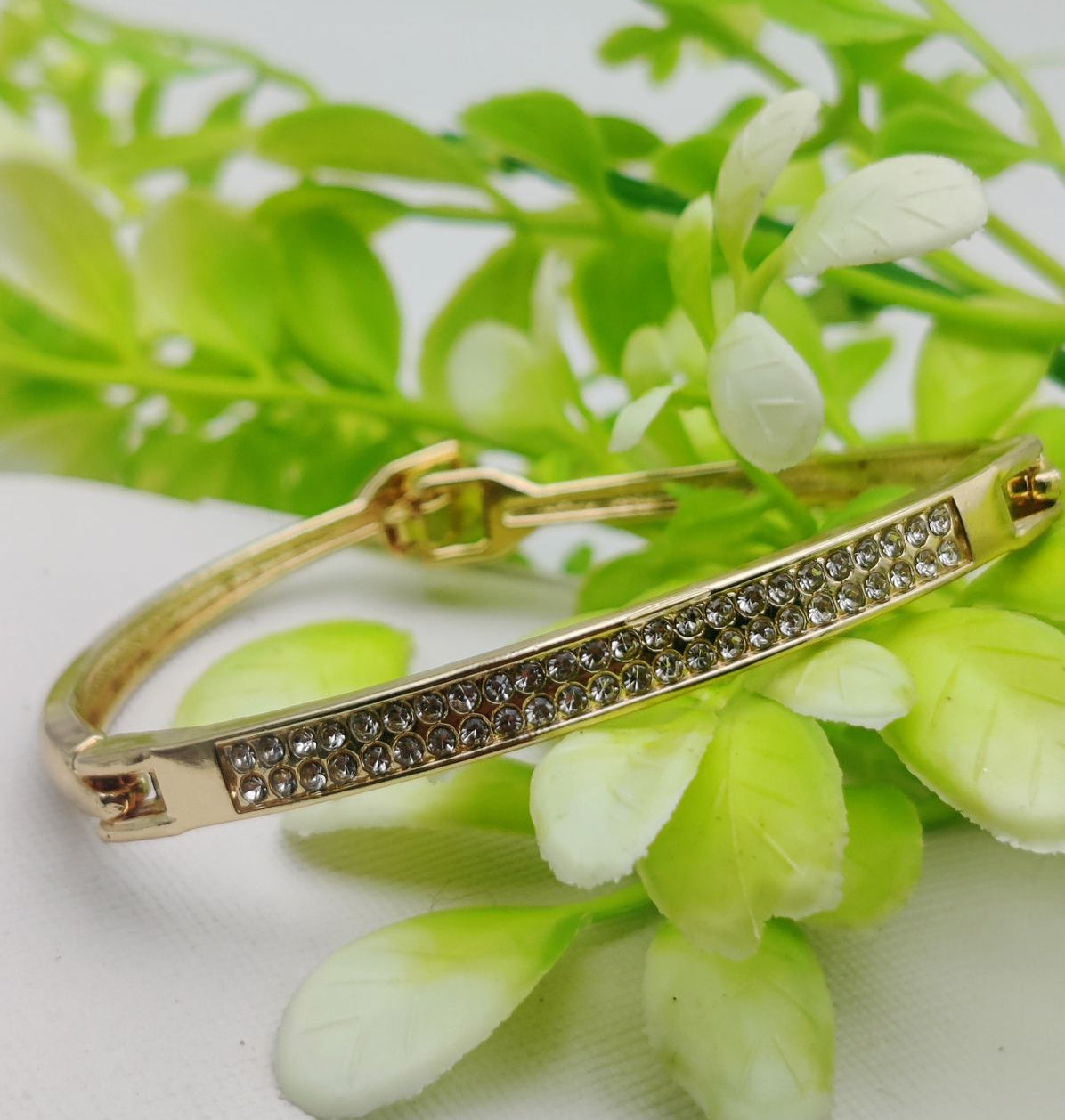 Adjustable Imported Crystal-Embellished Bracelet – Elegance Redefined! | Best Quality Artificial Bracelet For Girls &amp; Women | Bracelet For Every Occasion | Elegant Design