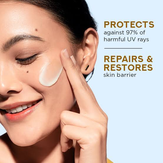 Ever Glow Whitening Sunblock SPF 60 – | Brightening &amp; Broad Spectrum Protection | Sunblock | - 60 ML