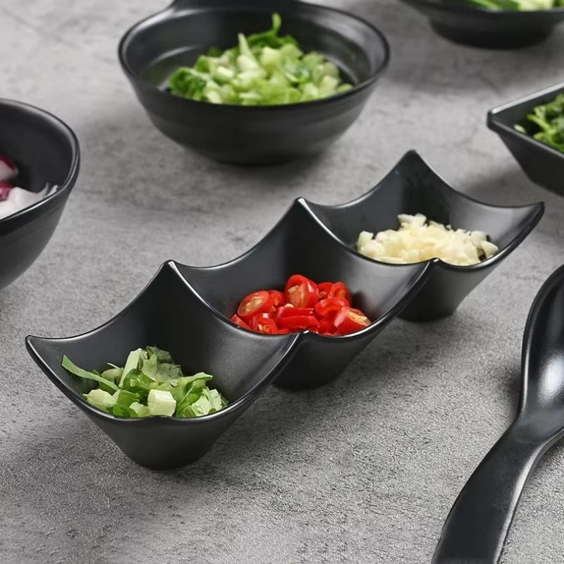 3-Compartment Dipping Sauce Dish – BPA-Free Plastic Condiment Server for Hot Pot, Sushi, Appetizers – Microwave &amp; Dishwasher Safe (random color)