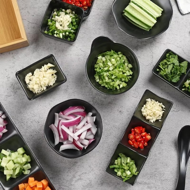 3-Compartment Dipping Sauce Dish – BPA-Free Plastic Condiment Server for Hot Pot, Sushi, Appetizers – Microwave &amp; Dishwasher Safe (random color)