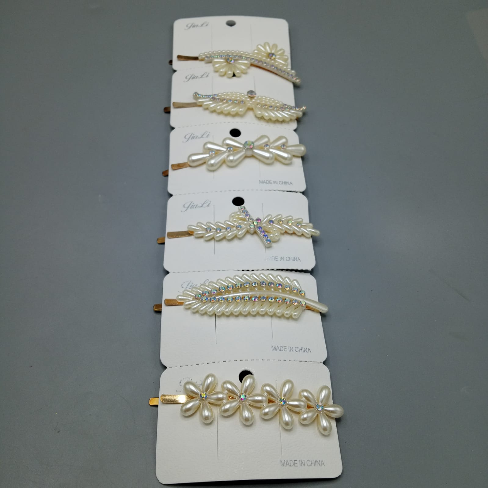 Hair Clip Beautyfull Design For Baby Girl Random Design