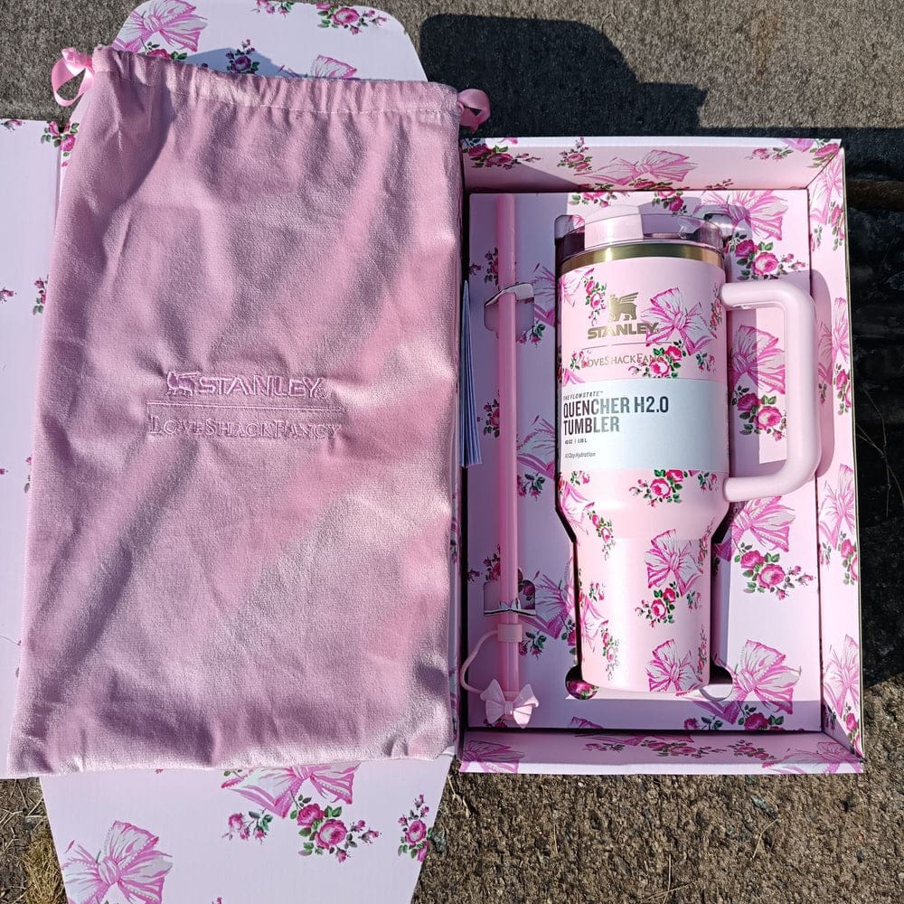 Stanley x LoveShackFancy Quencher H2.0 FlowState™ Tumbler – 40oz Limited Edition Collector’s Set ( RANDOM COLOUR )