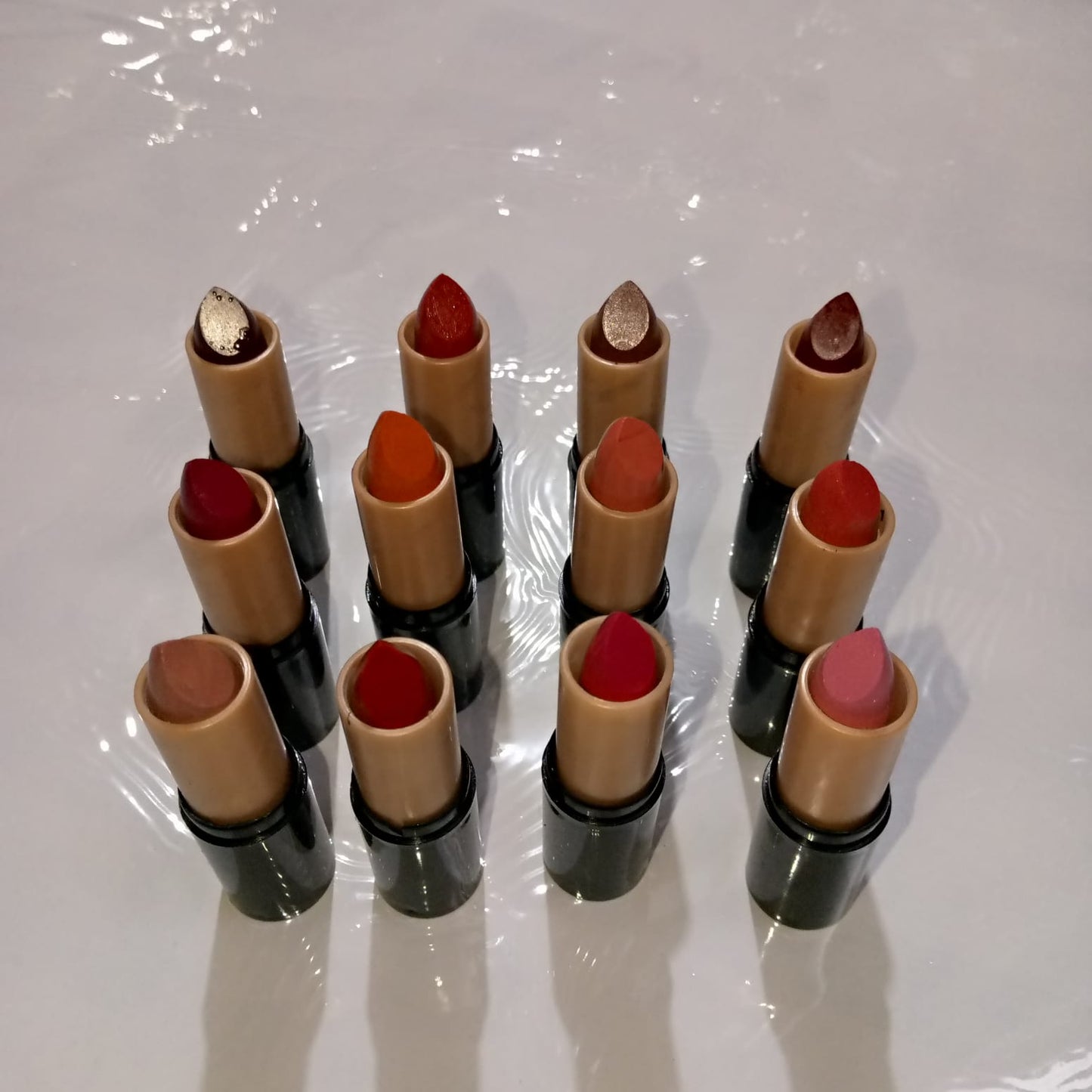 kylie lipestick matte 12in1