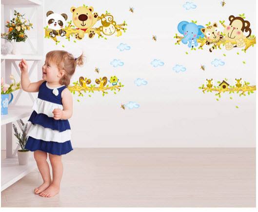 Tree swinging fun wall decal abc1009