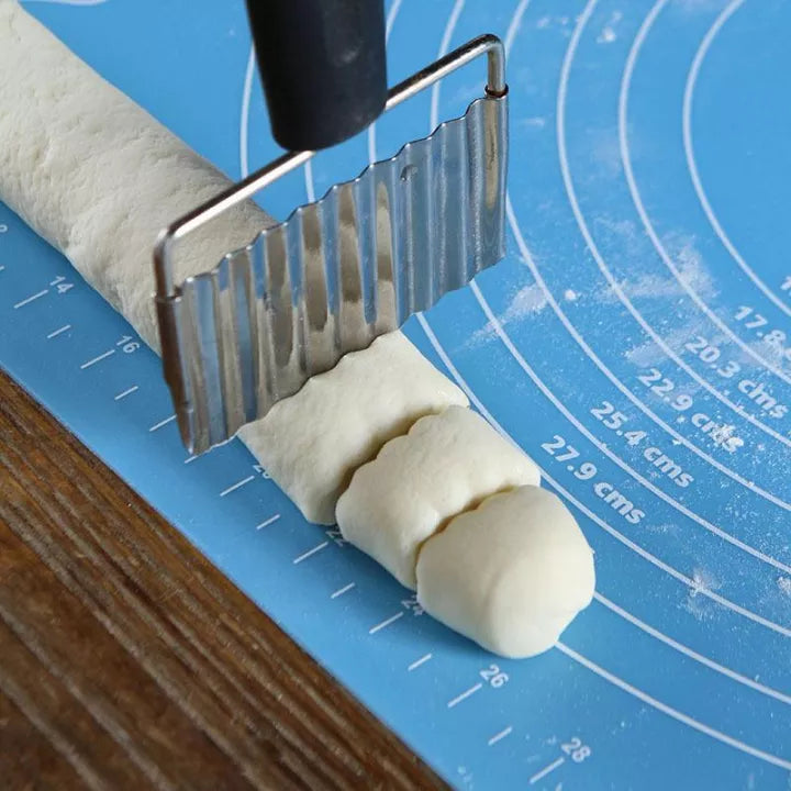 Silicone Baking Mat With Measurements Heat Resistant Cookie Sheet Oven Liner | Non Stick Flour Rolling Mat | Baking Mat Kneading Dough Pad (Random Color)