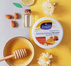 Bodysol Multivitamin Soft Cream - 135g - Universal All Purpose Moisturizing Cream - All Natural Ingredients - Repair & Heals Skin Glow - Day Cream - Moisturizes & Norushies Skin - Hydrating Cream with Vitamin E