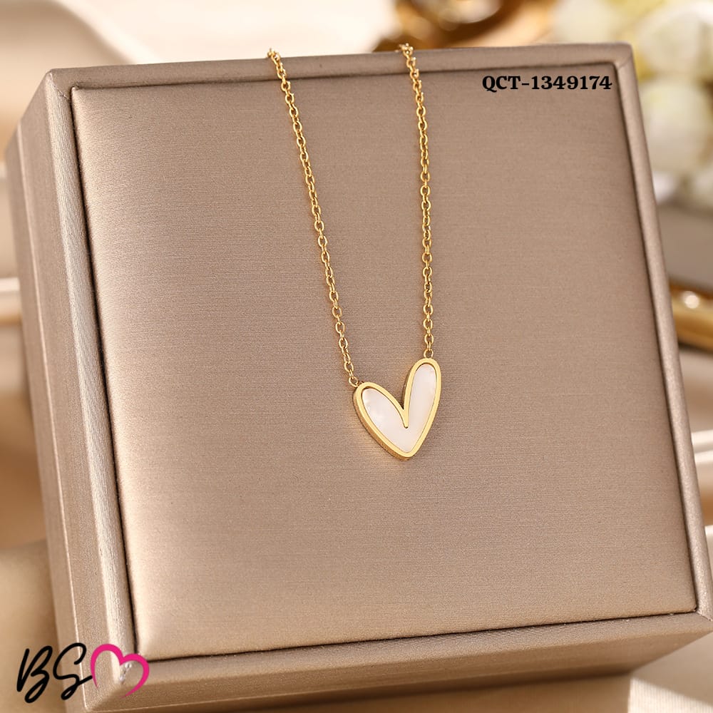 QCT-174 Mini Heart Stainless Steel Necklace – Elegant Jewellery, Stylish Accessory for Women