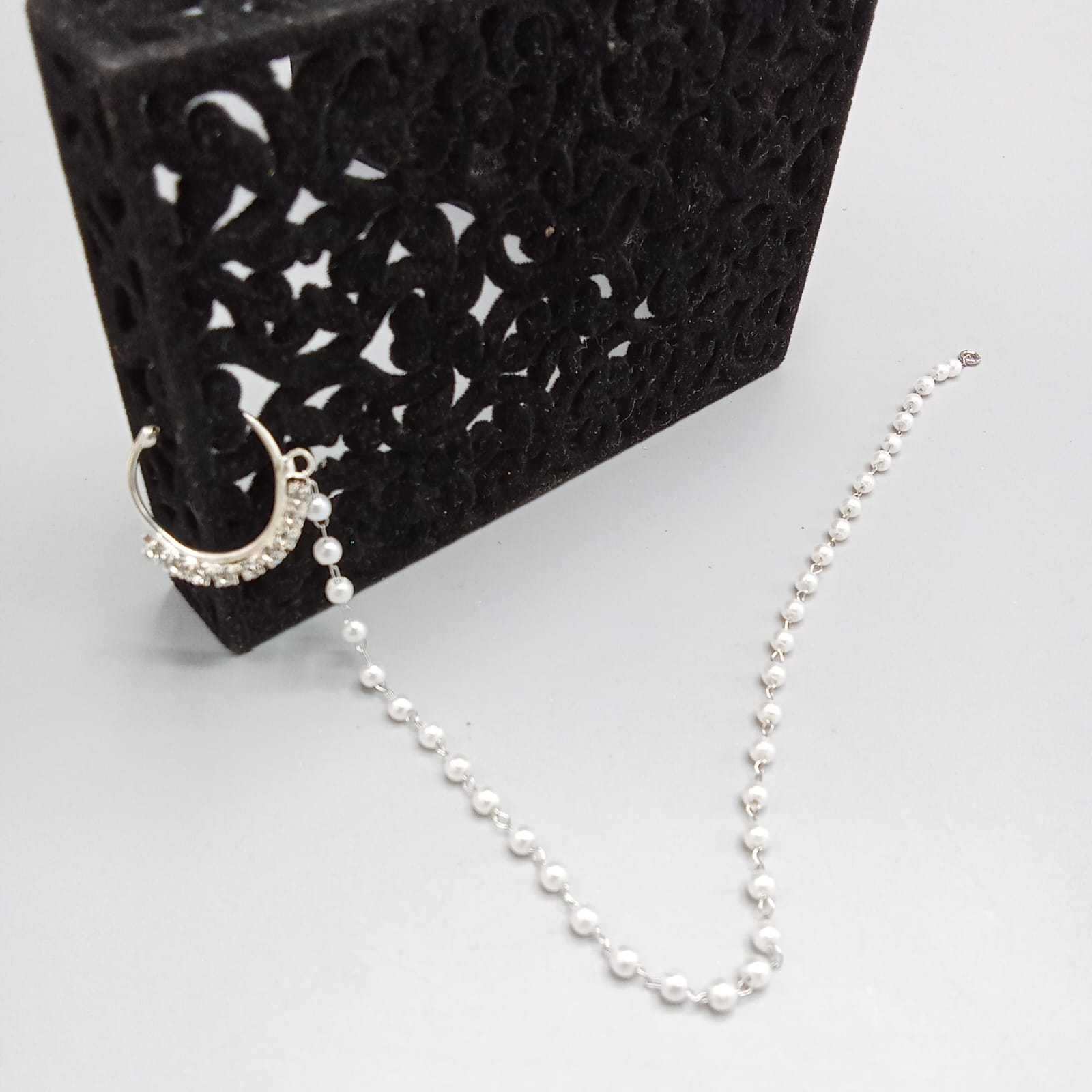 Stylish Golden One Line Nose Nath For Women/Girls.