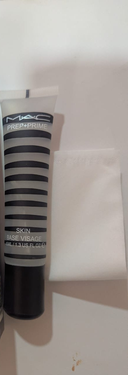 MAC Matchmaster SPF 15 Foundation – Shade NC20 (or NC15) | Demi?Matte, Shade?Adaptive, Medium?Buildable Coverage (50?ml)