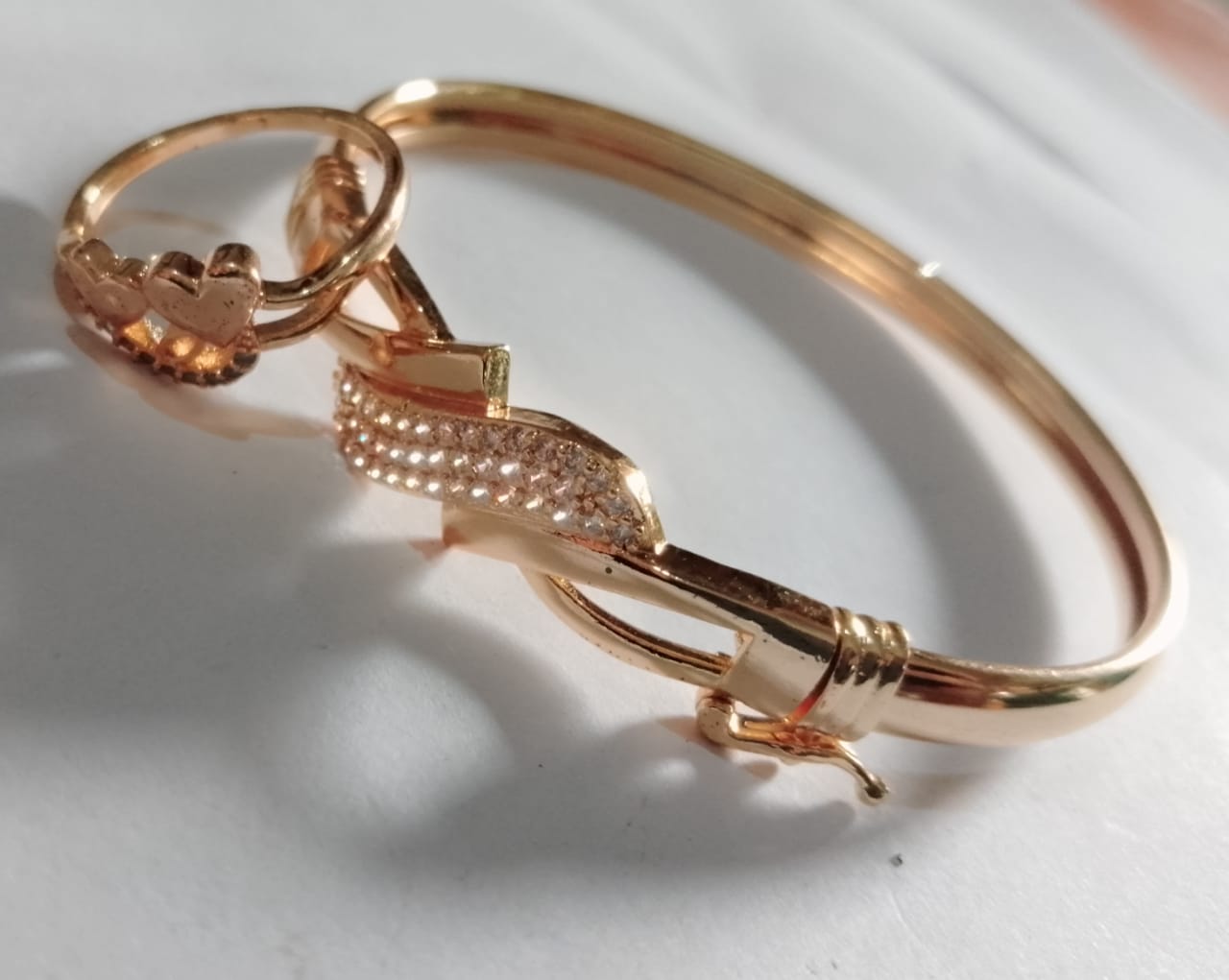 Gold Plated Golden Color Imported High Quality Bracelet With White Zircon For Girls And Women Party And Wedding Gift For Ladies btfrgda6f-1