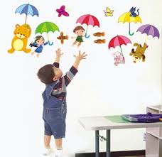 Children's room wall sticker with animals and people on umbrellas size 50x70 xy8011