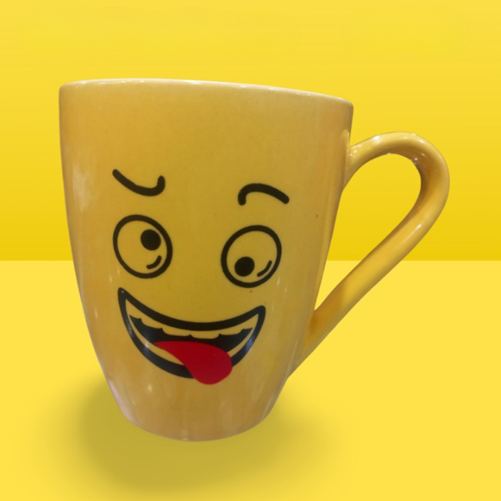 Smart and Cute Emoji Ceramic Smiley Cup with Spoon – Stylish Tea and Coffee Mug, Perfect Gift for Birthday, Celebration, and Decoration (Random Designs)