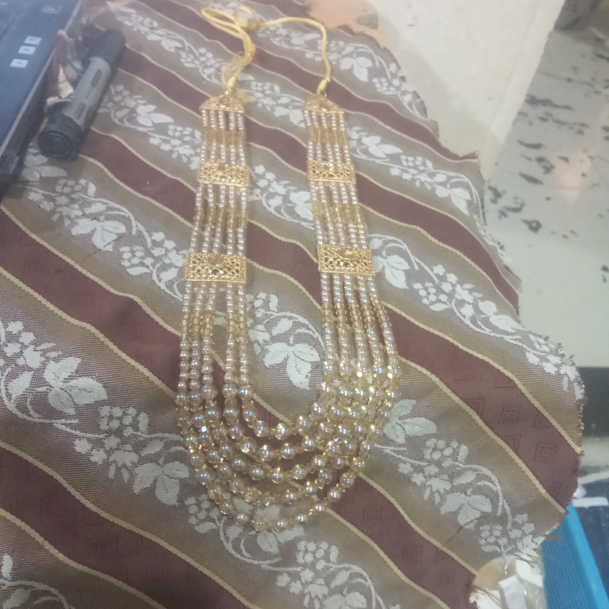 Golden pal mala