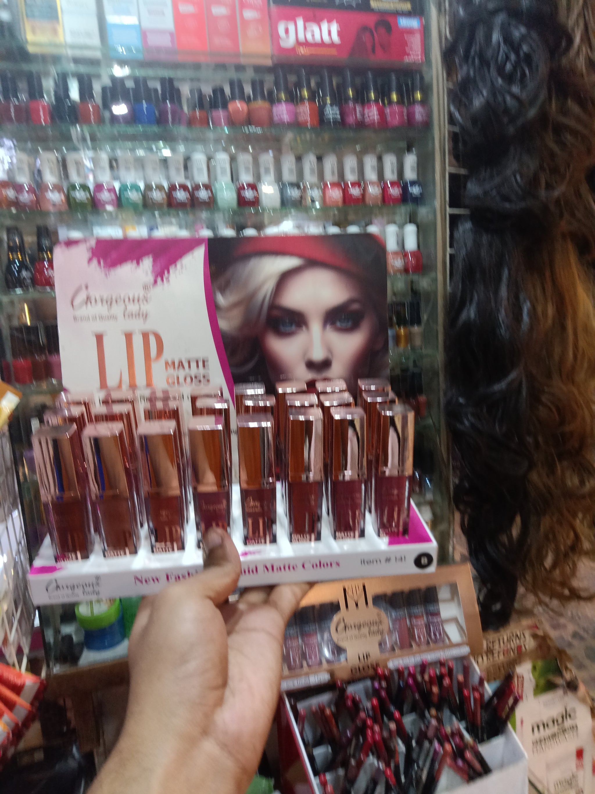 Gorgeous lady matte e