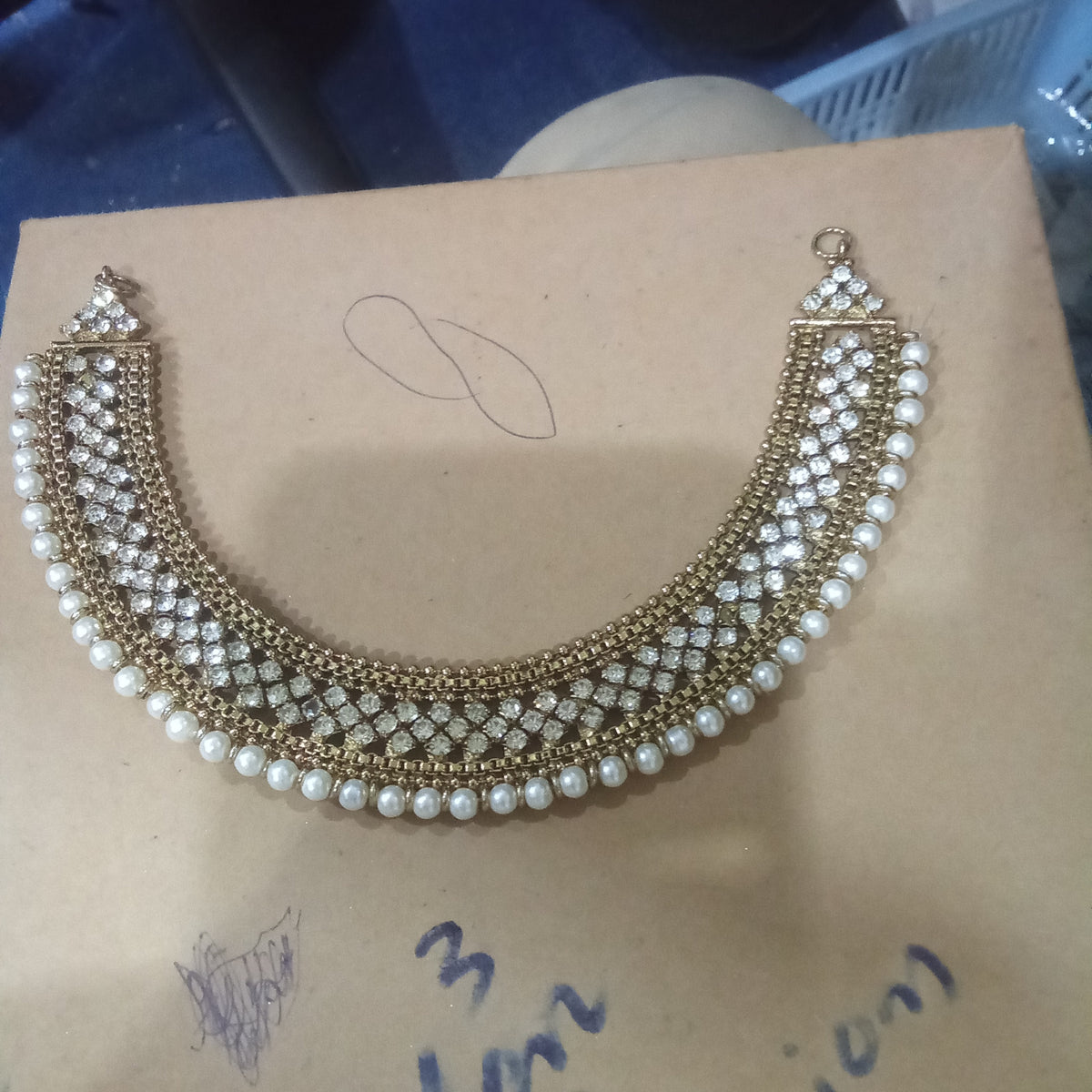 Antiquesat