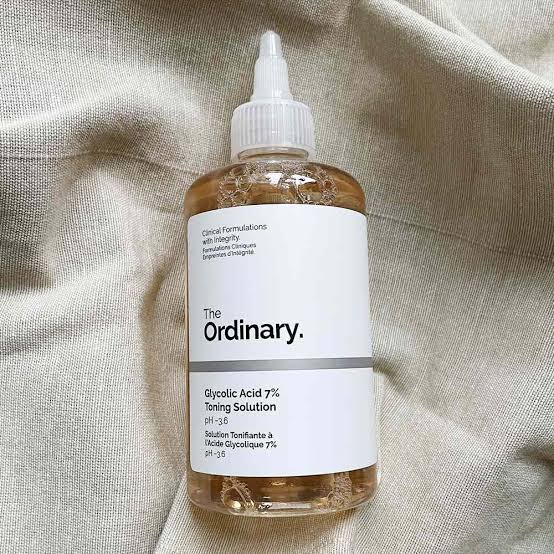 The Ordinary Glycolic Acid 7% Toning Solution – Exfoliating Face Toner for Radiant Skin, Removes Dead Skin Cells, Brightens &amp; Smoothens, 240ml