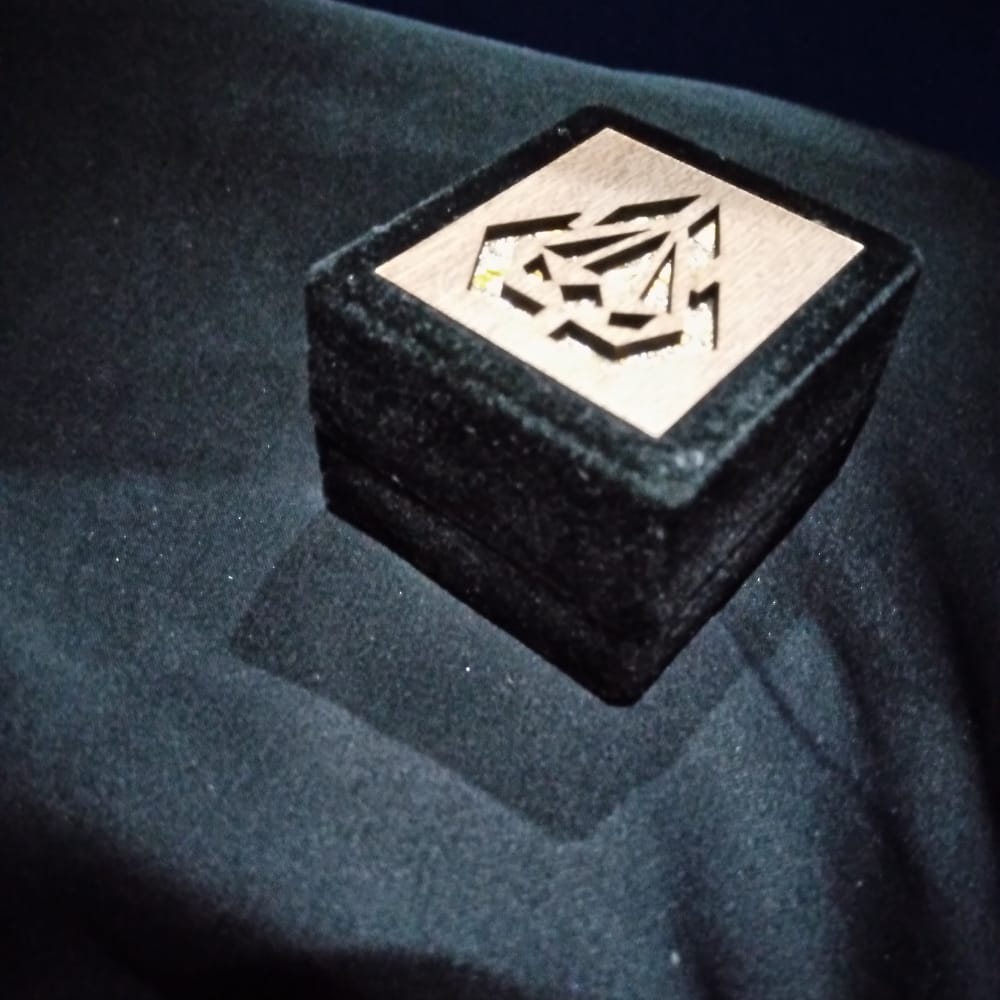 Empty Decorated GIFT BOX  bxfrmiu2a-1