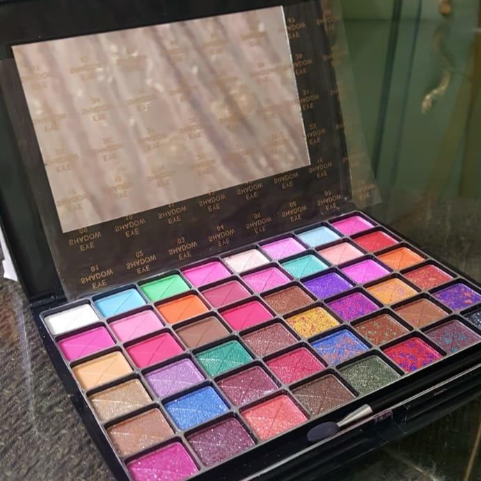 Miss Milani 48 Colour Eyeshadow Pallete mmemiz3a-i