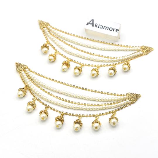 Golden Kundan Jhumki Earrings Tikka Set With Sahara – Amazel Designs