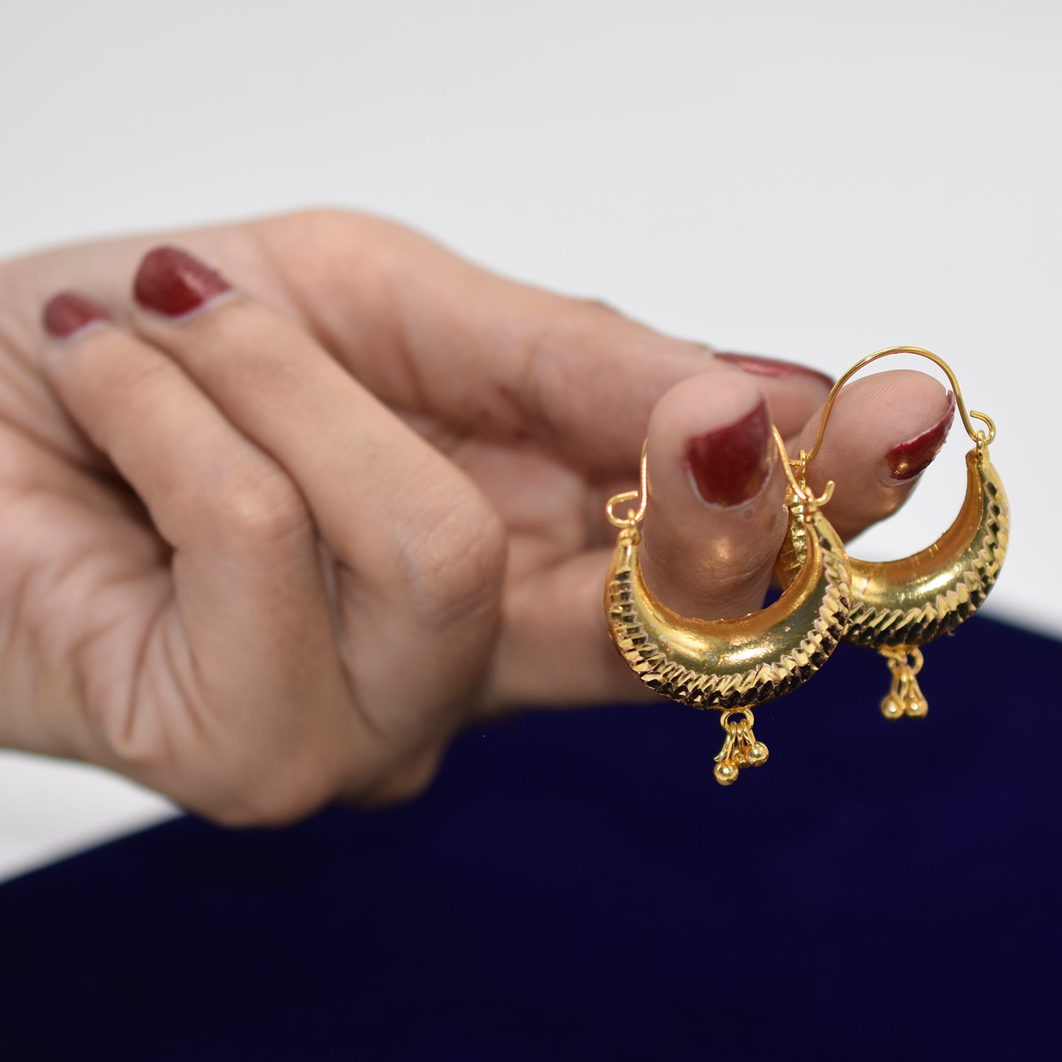 Indian Gold Piercing Earrings egfrgdb1j-b