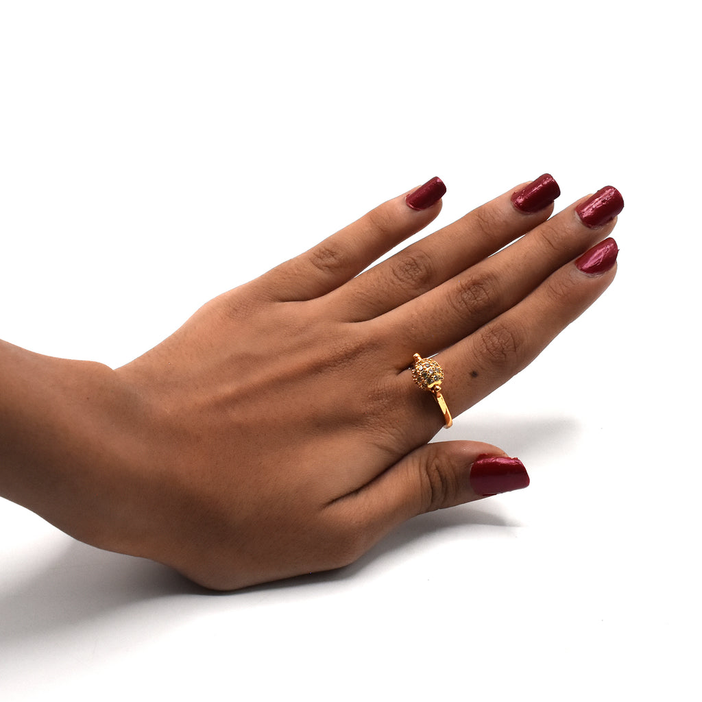 Gold Finger Rings Designs For Her - YouTube