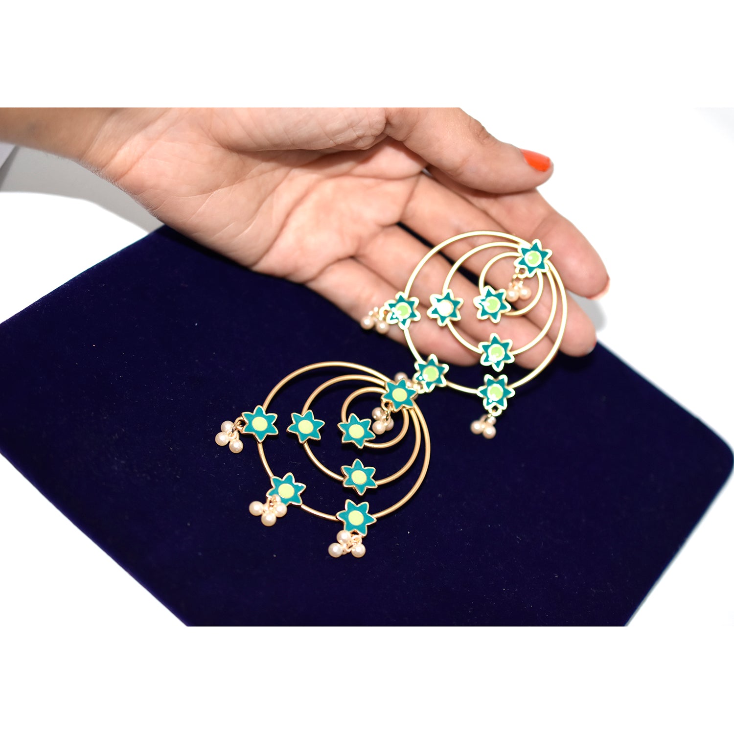 2021 Latest Fashion Jewelry bali Vintage Gold Big Hoop Earrings With Charm Lady's Street Style Statement Earring egfrbdb8a-1