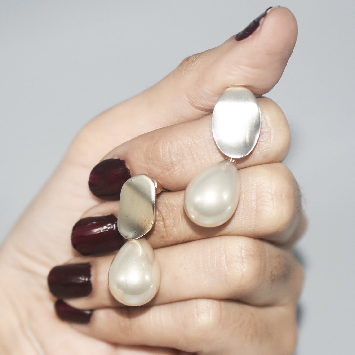 2020 Korean New Temperament Metal Champagne Pearl Earrings Fashion Simple Versatile Earrings Female Jewelry egfrrdb8f-1