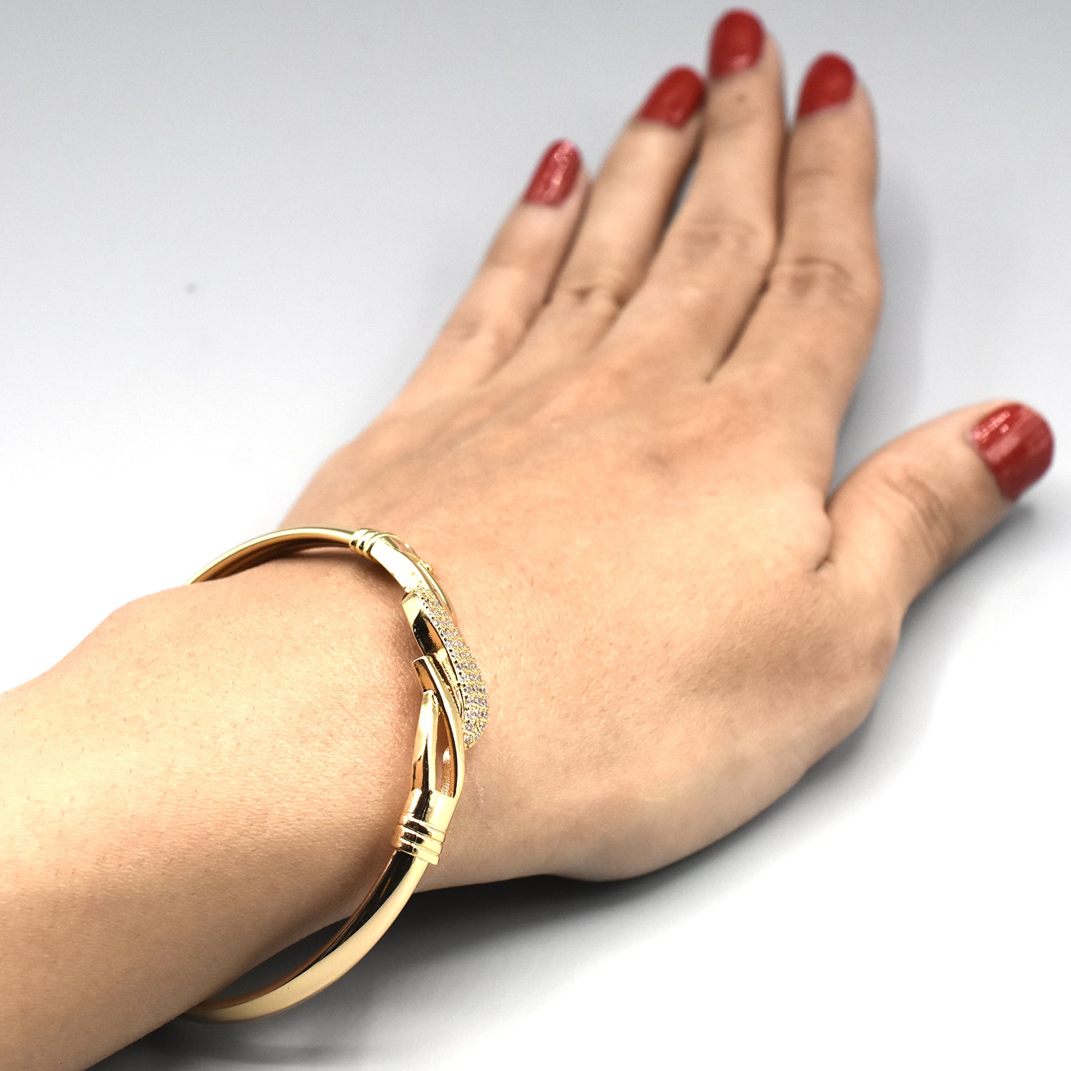 Gold Plated Golden Color Imported High Quality Bracelet With White Zircon For Girls And Women Party And Wedding Gift For Ladies btfrgda6f-1