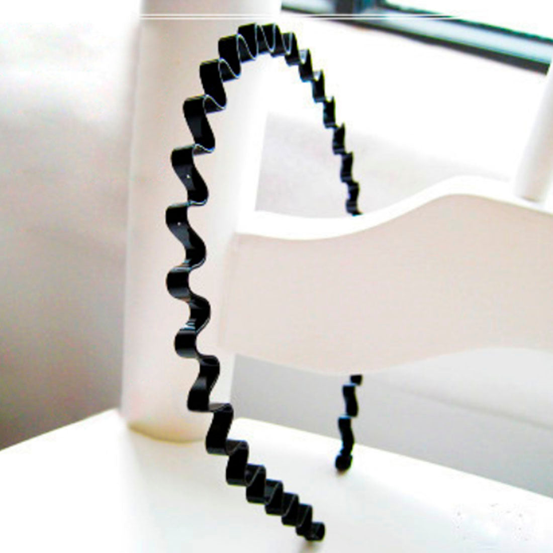 Wavy Spring Black Metal Zigzag Hair Band htfrbks5b-1