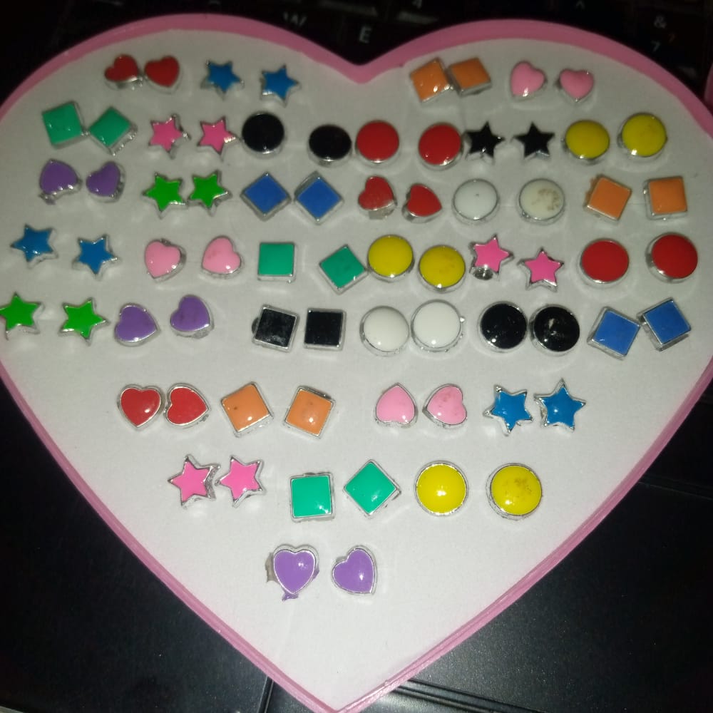 36 pairs Mixed Styles Rhinestone Flower Geometric Animal Crystal Plastic Small Stud Earrings Set For Women Girls Jewelry