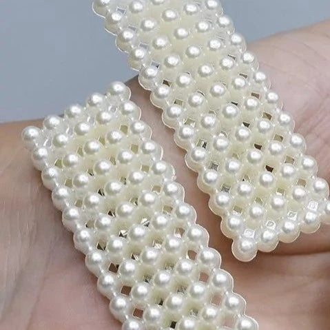 1x Pack of 4 sweet hair clip for women with inlaid faux pearl